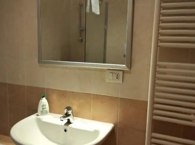 Casavacanzacentrale Privato Homestay *