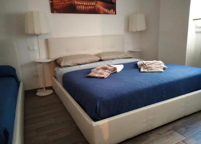 Casavacanzacentrale Privato Проживание в семье